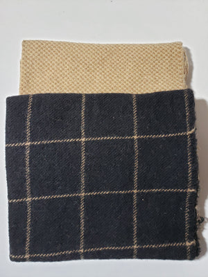 RSS161 - BEIGE HOMESPUN - 1/3 yard - BEIGE and BLACK Primitive Wool Bundle for Rug Hooking or Wool Applique
