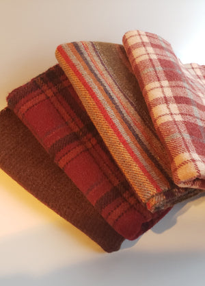 RED SHADES - Wool Bundle - one yard - 100% Wool for Rug Hooking & Wool Applique - 413445