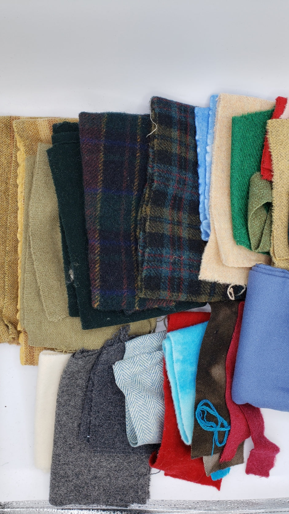WOOL CLOTH MYSTERY GRAB BAG - Wool Bundle of Assorted Fabric - 1 LB 5 OZ ounces - 100% Wool for Rug Hooking & Wool Applique OOAK