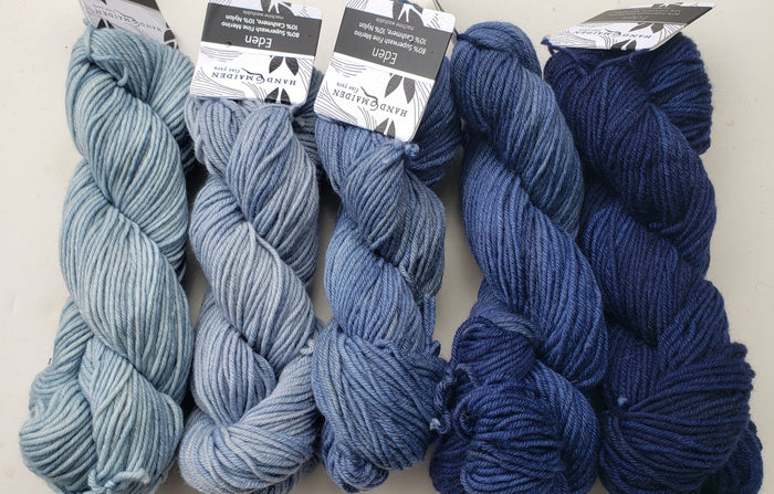 Eden - ISLAND SEAS - Hand Dyed Worsted Yarn 4 ounces/125g- Fleece Artist