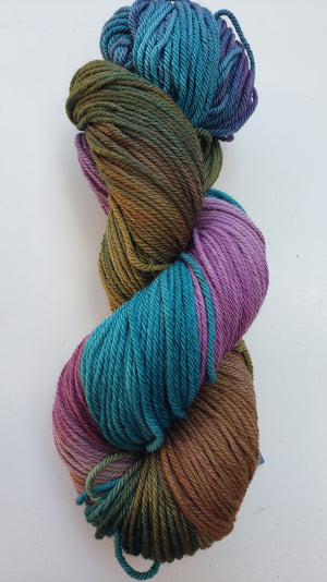 Chinook Worsted Weight - PARIS - 100% Organic Merino Wool Yarn - Hand Dyed