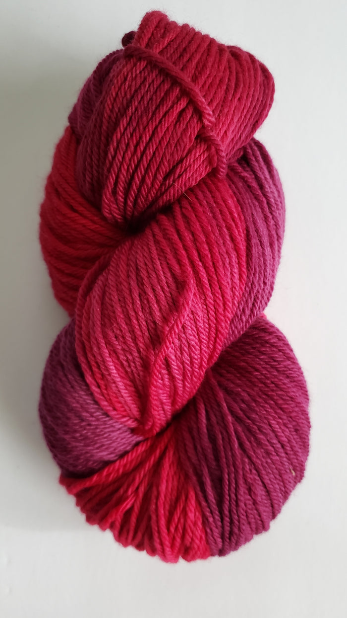 Chinook Worsted Weight - FUSCHIA - OOAK - 100% Organic Merino Wool Yarn - Hand Dyed
