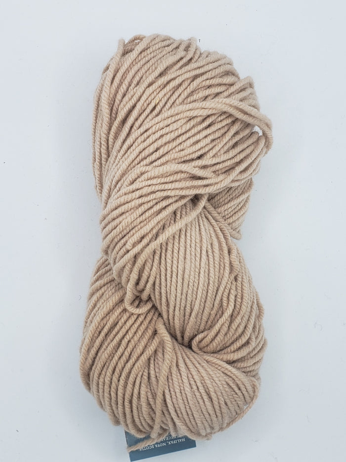 Wonder Woolen - CREMA - Fleece Artist Hand Dyed Yarn 4 ounces/115g