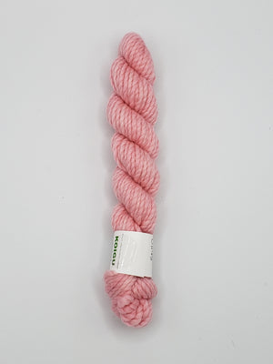 Othello Merino Mini-Skein - COTTON CANDY - 01143 Hand Dyed Chunky Yarn 25GR - B2