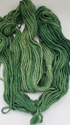 LL- BABY LEAVES - Bulky/Chunky Yarn - Lichen and Lace -80/20