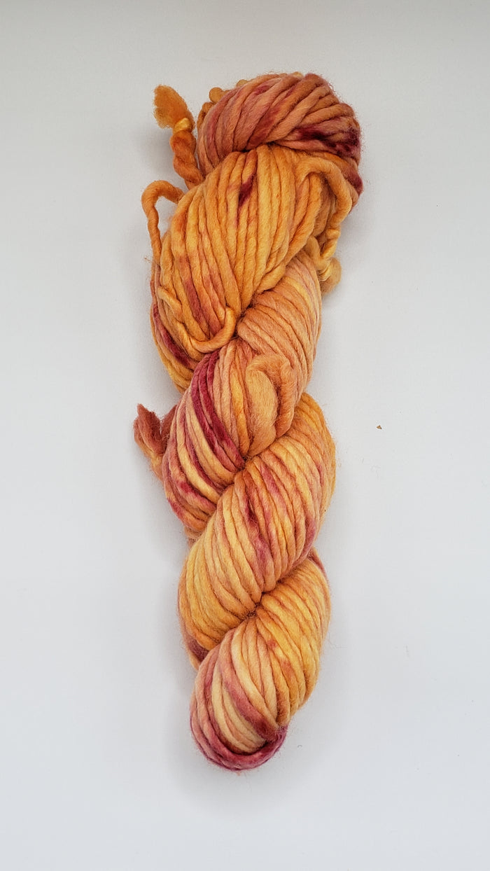 LL- DAY LILY - Bulky/Chunky Yarn - Lichen and Lace -80/20