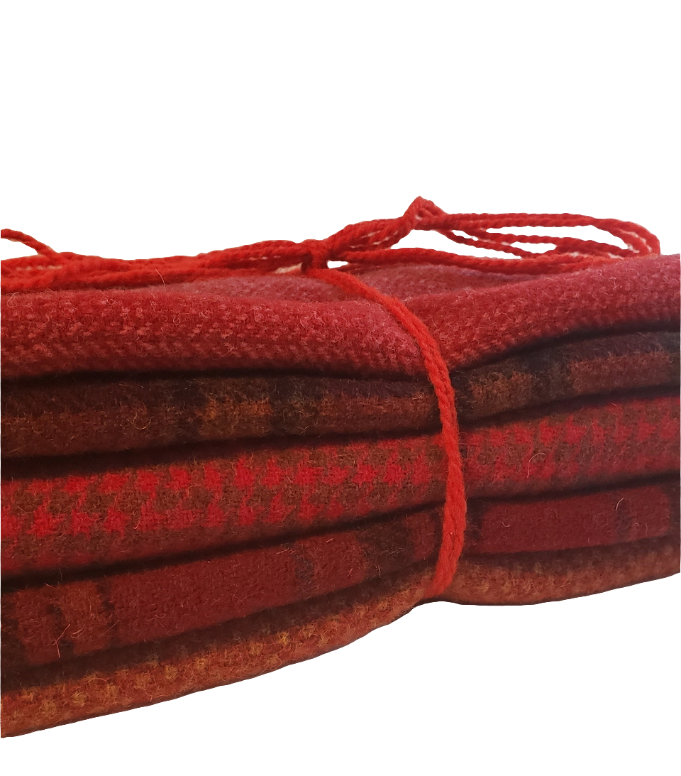 RED SHADES - Wool Bundle - 5/8 yard - 100% Wool for Rug Hooking & Wool Applique - 155456