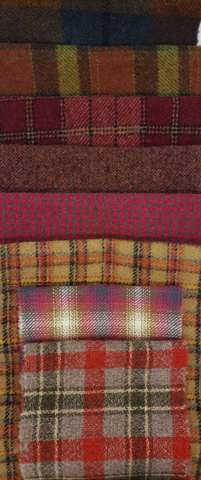 WOOL CLOTH MISC PLAIDS & TEXTURES GRAB BAG RSS309 - Wool Bundle of Assorted Shades of RED Fabrics - 7.0 ounces - 100% Wool for Rug Hooking & Wool Applique OOAK