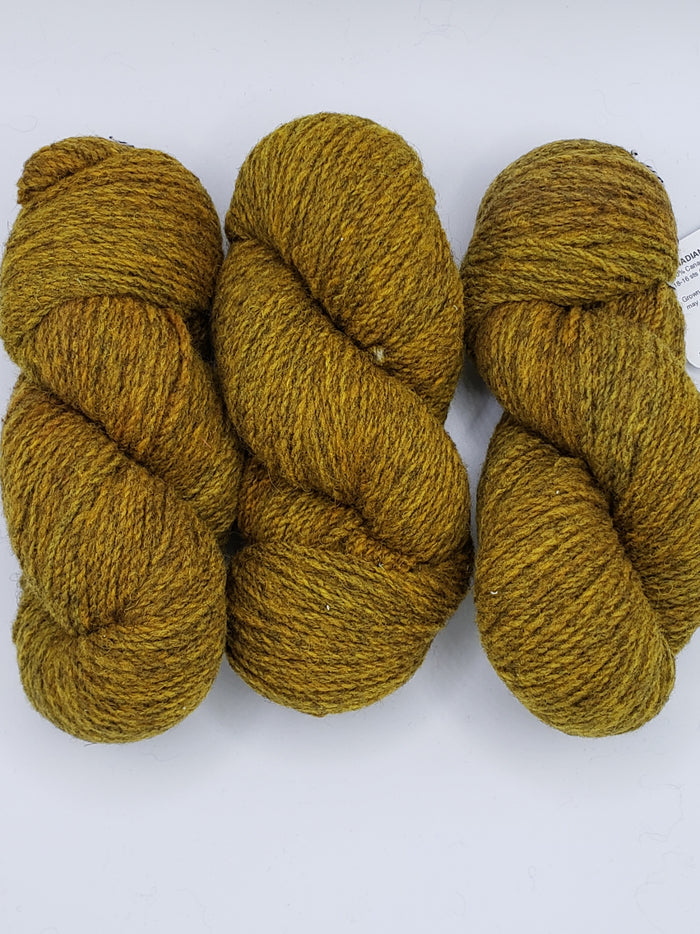 GOLDEN Merino Wool Yarn - Aran Weight