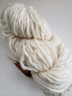 NATURAL POUF MERINO - 100% Merino - Chunky/Bulky Yarn for Rug Hooking