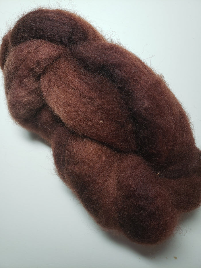 Corriedale Sliver - CHOCOLATE -  Hand Dyed Fleece - Shades of Brown