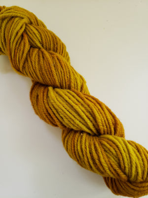 Wonder Woolen - MINEGOLD -  Fleece Artist Hand Dyed Yarn - Shades of Gold/Yellow