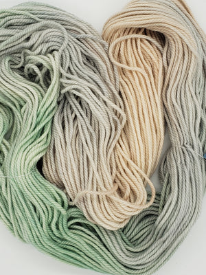 Back Country - SWEET TEA - Hand Dyed Chunky Yarn 4 ounces/125g